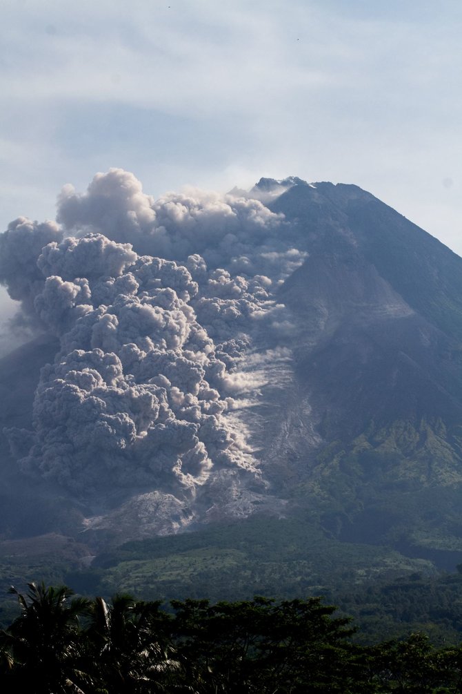 erupsi gunung merapi