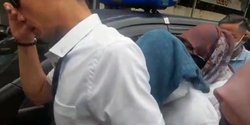 Wajah Ditutupi Jaket, Pacar Mario Dandy Tiba di PN Jakarta Selatan