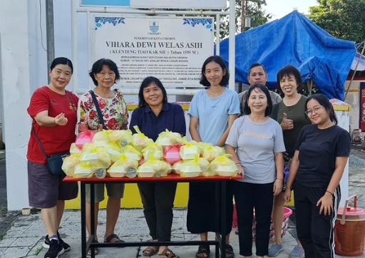 berbagi menu buka puasa di vihara dewi welas asih cirebon