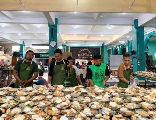 suasana ramadan di masjid jogokariyan