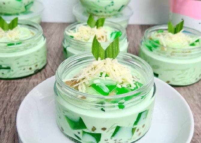 6 resep buko pandan kuah santan minuman lezat cocok untuk berbuka