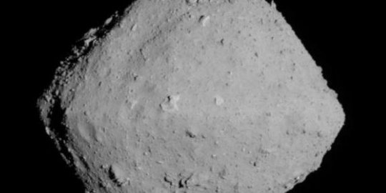 Pesawat Luar Angkasa Jepang Kumpulkan Sampel Senyawa 'Alien' di Asteroid Ryugu