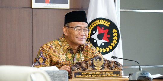 Menko Muhadjir Minta Pemda Sisihkan APBD untuk Stunting & Kemiskinan Ekstrem