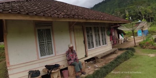 Pernah Ditawar 2,5 M Tapi Menolak, Ini Potret Rumah Sederhana Abah Jajang di Cianjur
