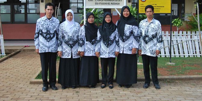 Curhat Miris Guru Honorer Tak Dapat THR 2023: Saya Tak Jadi Pulang Kampung