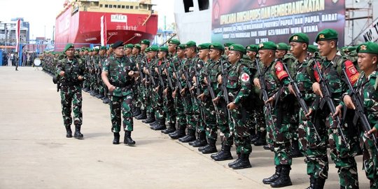 Panglima TNI Lepas Prajurit ke Papua: Gangguan Bersenjata Harus Dilawan Pakai Senjata