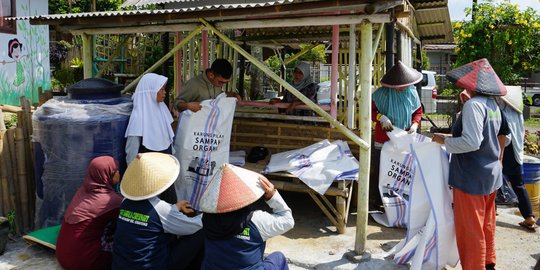 Potret Nyata Pengelolaan Sampah Terpadu di Desa BRILiaN Jatihurip Tasikmalaya