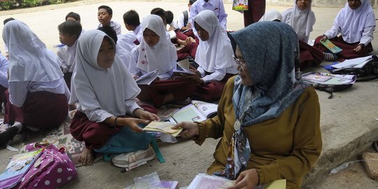 71 Bahasa Daerah di Indonesia Direvitalisasi