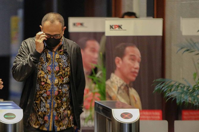 rafael alun trisambodo diperiksa kpk