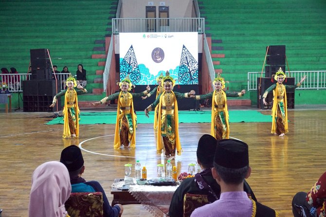 ratusan pemuda ramaikan lomba musik patrol resik resik