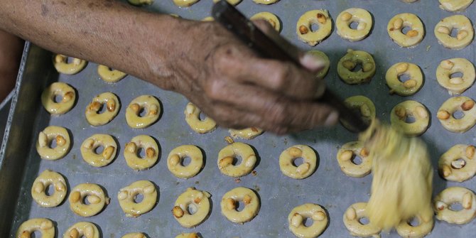 Pembuatan Kue Kering di Kwitang Mulai Kebanjiran Order Jelang Lebaran