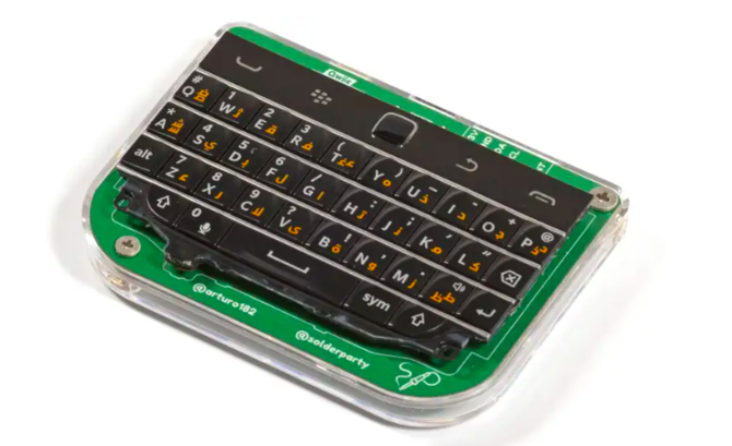 keyboard khas blackberry kini bisa dipakai di hp android atau iphone