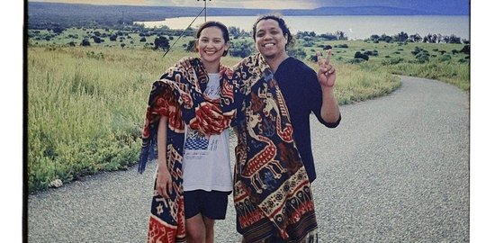 Momen Indah Permatasari Bareng Keluarga Liburan di Sumba, Bayi Mungilnya Menggemaskan