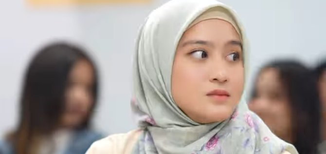 4 pesona salshabilla adriani saat berhijab di sinetron bidadari surgamu