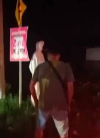 039gentayangan saat sahur pocong apes dihajar warga lalu dibawa ke kantor polisi