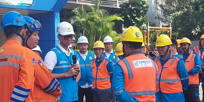 Dirut PLN Puji Anak Buah Perbaiki 5 Tower Listrik Ambruk: Gercep