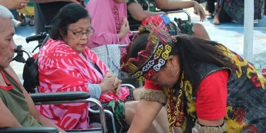 Analisis Dokter Ortopedi Soal Metode Pengobatan Ida Dayak