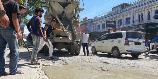 Pelaku Teror Lempar Palu ke Ruko Pemuda Cor Jalan Pekanbaru Ditangkap