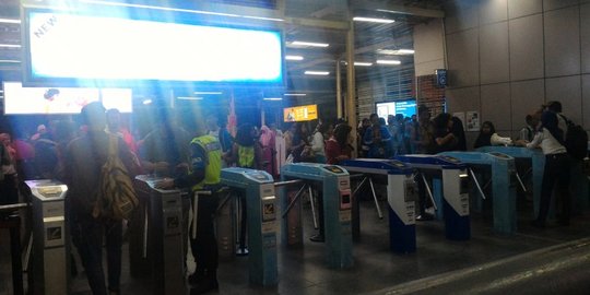 Sempat Gangguan Tadi Pagi, Stasiun Manggarai Kini Sudah Normal