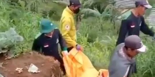 Akar Masalah Maraknya Dukun Pengganda Uang Di Indonesia | Merdeka.com