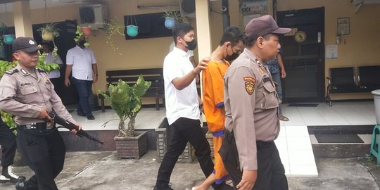 Sering Pesta Sabu, Mahasiswa Perguruan Tinggi Swasta Surabaya Digerebek Polisi