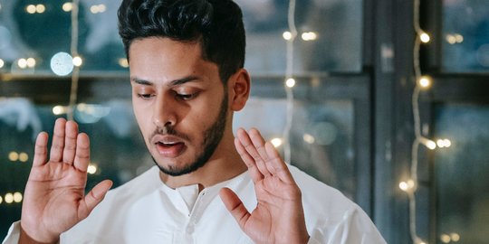 Urutan Sholat Subuh dan Bacaannya, Lengkap dengan Qunut