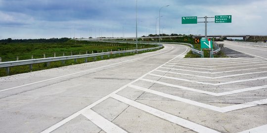 Tak Ada SPBU, Pemudik Diminta Isi Bensin Full Sebelum Masuk Tol Indralaya-Prabumulih