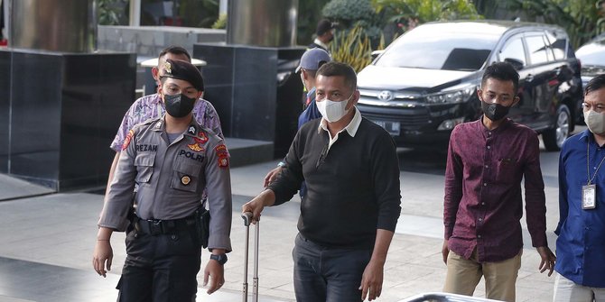 KPK Turut Tangkap Ketua Tim BPK Riau saat OTT Bupati Meranti Muhammad Adil