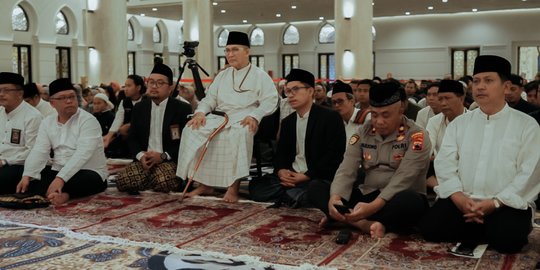 Peringati Nuzulul Quran, MRSZS Bagikan 1.000 Mushaf Alquran dari Pemerintah UEA