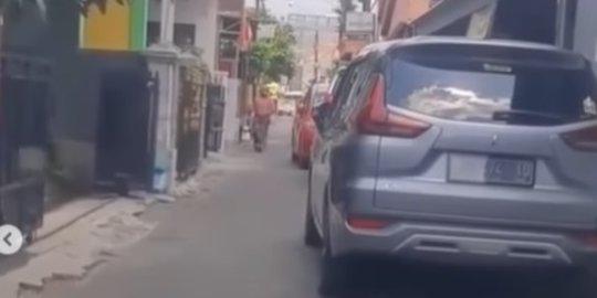 Dirlantas Kaji Usulan Punya Garasi Bagi Pemilik Mobil saat Perpanjang STNK atau SIM