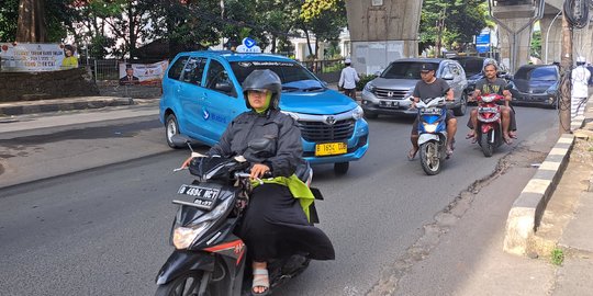 Bikin Macet, Putar Balik di Jalan Santa Jaksel Ditutup