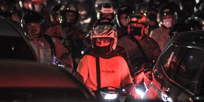 Polisi Larang Pemudik Naik Motor, Ini Solusinya Jika Mau Pulang Kampung