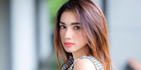 5 Artis Cantik Berdarah Manado, Cantik Banget Berkulit Putih Mulus