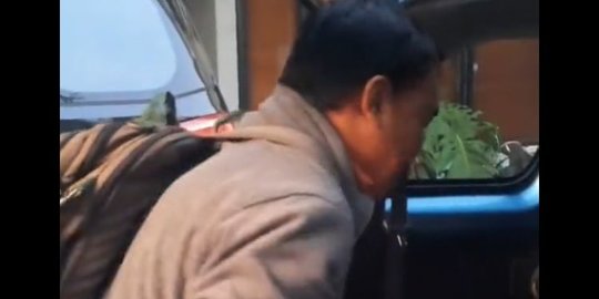 Viral Sopir Taksi Bantu Videokan Kejutan Seorang Ayah, Bikin Haru