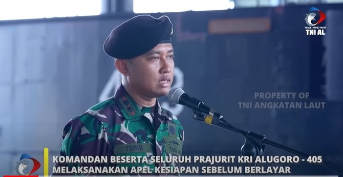 suka dukanya prajurit tni al melaksanakan ibadah puasa di kedalaman laut