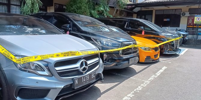 Mercy Disita Polisi, Total 10 Kendaraan Mewah Wahyu Kenzo Ditempel Garis Polisi