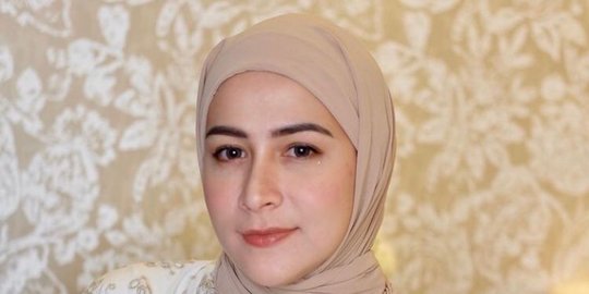 Jadi Mualaf, Ini Potret Terbaru Rina Diana Bintang FTV yang Makin Cantik Berhijab