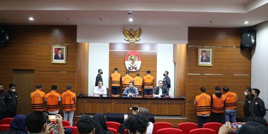 KPK Tetapkan 10 Orang Tersangka Suap Proyek Kereta Api