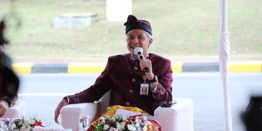 Survei SMRC: Mayoritas Warga Muslim Jawa Pilih Ganjar Pranowo Capres 2024