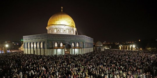 Tidak Benar Pria Difoto Ini Tersenyum Saat Meninggal Karena Lindungi Masjid Al-Aqsa