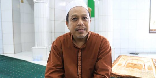 32 Tahun Mengabdi Jadi Marbot, Ini Kisah Inspiratif Muksin Rawat Masjid Kalipasir