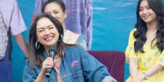 Kembali Jadi Ibu Dilan, Potret Cantik Ira Wibowo Di Usia 55 Jadi Sorotan