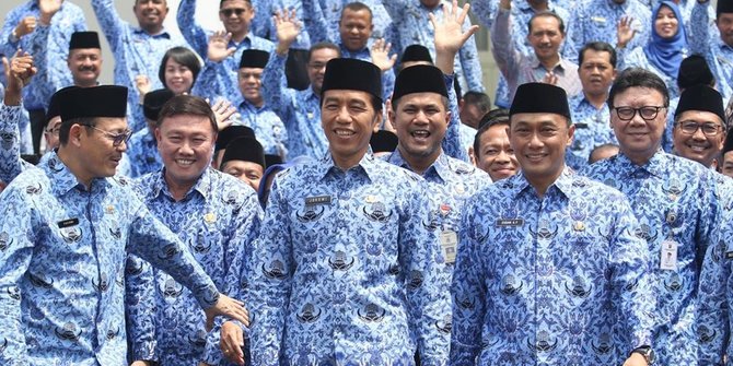 Jokowi Teken Aturan Perubahan Cuti Bersama PNS di 2023, Cek Tanggalnya