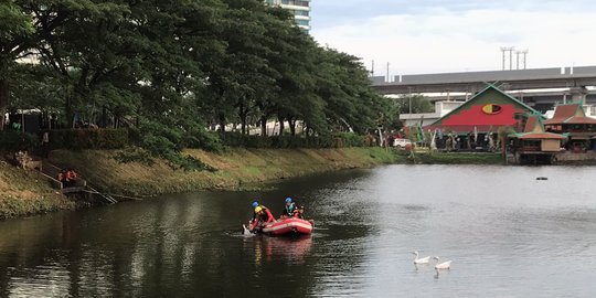 Pria Ceburkan Diri ke Danau Kawasan Apartemen di Bekasi Ditemukan Tewas Mengambang