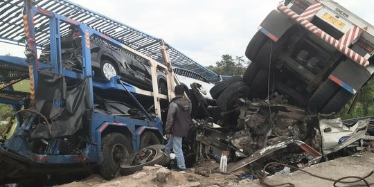 Polisi Dalami Penyebab Kecelakaan Karambol di Tol Solo Diduga Dipicu Truk Parkir