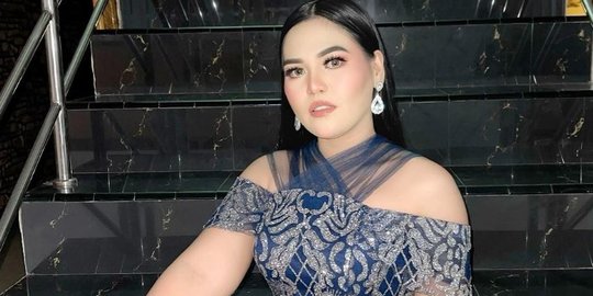 Pernah Kabur Dari Rumah, Ini Potret Cantik Weni Wen Penyanyi Dangdut Asal Pontianak