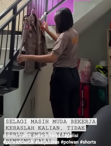 penampilan polwan cantik pekerja keras usai dinas lanjut angkat sofa ke pick up