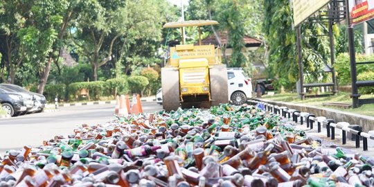 Begini Modus Para Pelaku Edarkan Obat Berbahaya dan Miras di Bekasi