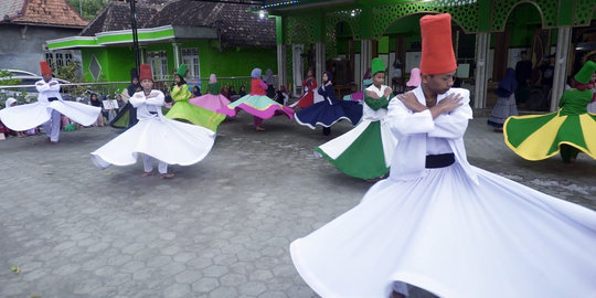 Cara Unik Anak-Anak di Desa Ngaren Boyolali Ngabuburit, Lakukan Tari Sufi Bersama