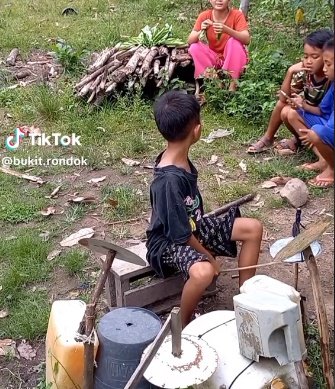 drum dari botol plastik